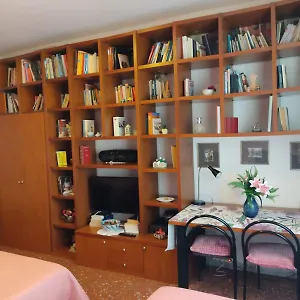 Cosmopolitan Bed & Breakfast